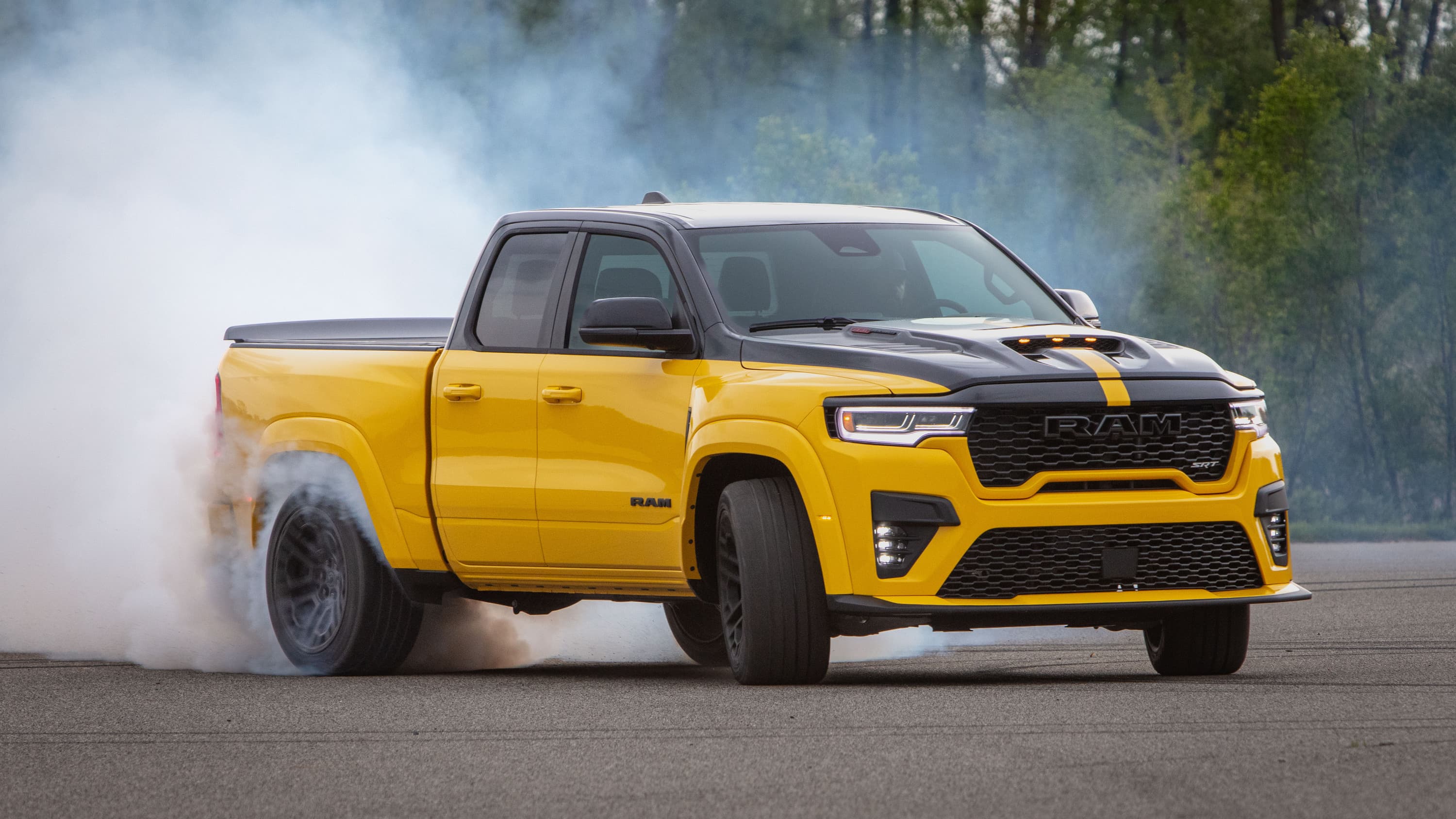 Ram 推出 2027 年式 Rumble Bee 性能皮卡，三款車型最高達 777 匹馬力