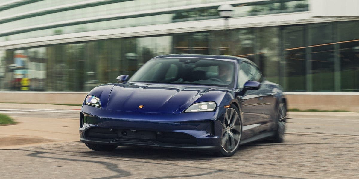 Porsche 車系廣譜：從稀有手排Cayenne GTS到2025電動Taycan，展現性能與創新