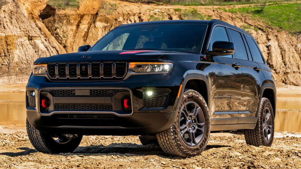 2027 Jeep Grand Cherokee Trailhawk與Overland車型回歸，搭載324匹馬力2.0升渦輪引擎