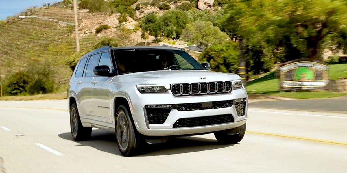 View Exterior Photos of the 2026 Jeep Grand Cherokee L