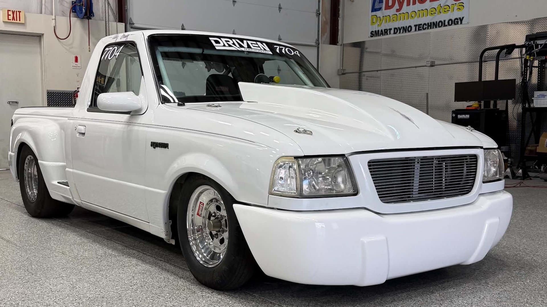 Cramming a 511-Cubic-Inch Godzilla V8 Into a Ford Ranger Is a Great Way to Go Fast