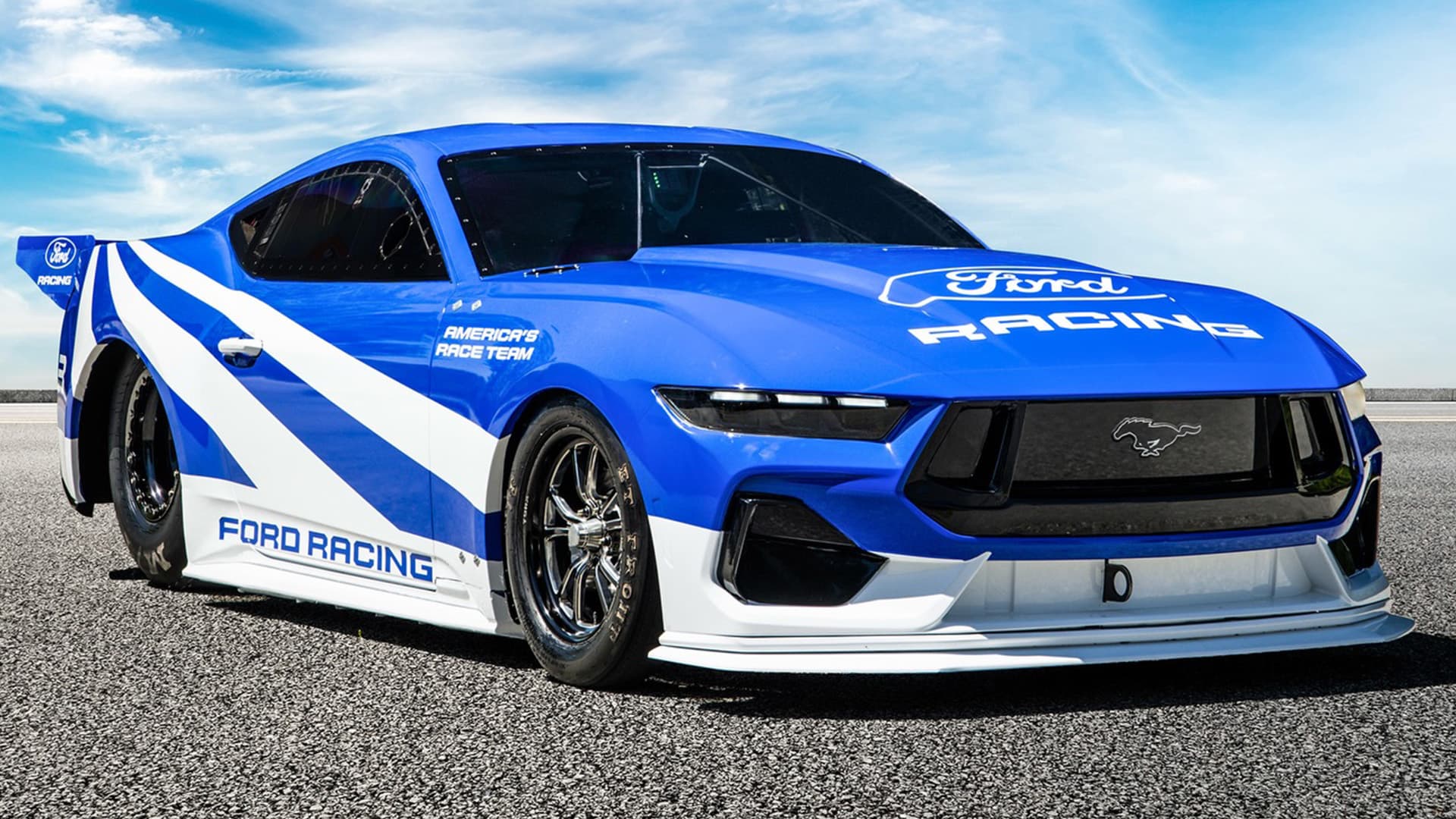 福特 Mustang Dark Horse SC 性能揭曉，795 匹馬力對比 GTD