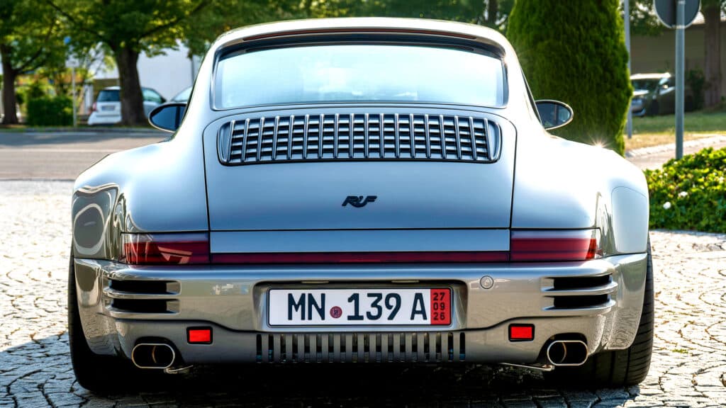 保時捷 Flachbau RS 獨一無二斜鼻 911 揭示，Gunther Werks 455 匹馬力限量車同步亮相