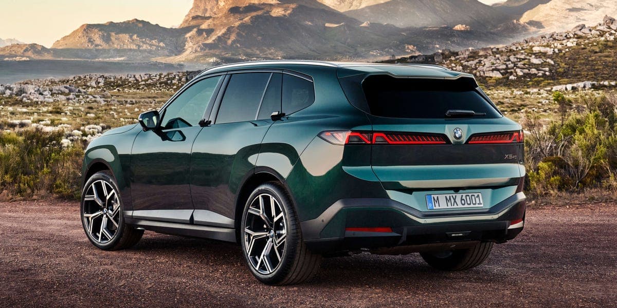 View Photos of the 2027 BMW X5
