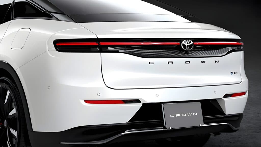 Toyota 多款新車型與改款資訊：Aqua 入門價 244 萬日圓，Crown Crossover 設計亮相