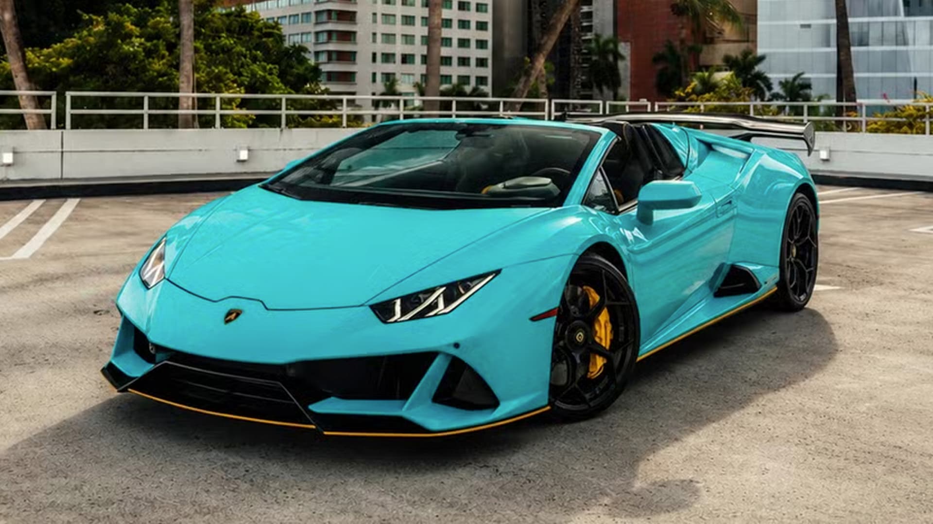 Turo 世界盃促銷：義大利豪華車款每日租金 23 美元限時優惠