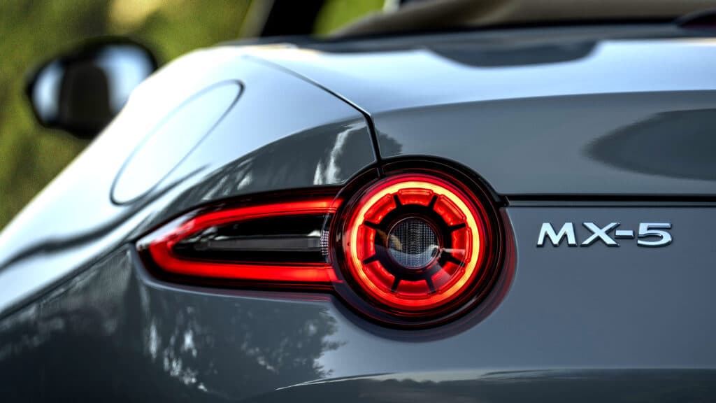 馬自達電動化佈局:全新6e電動房車進軍澳洲,MX-5跑車迎來產品改良