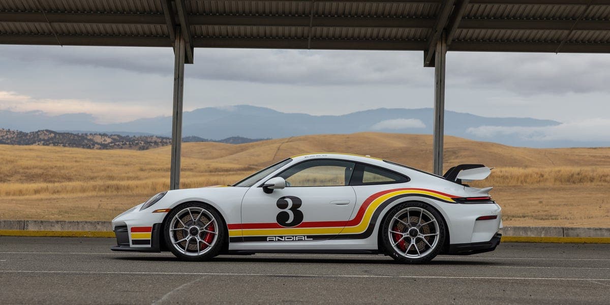 保時捷 911 中古車價飆升，三年車款較 2019 年貴近十萬美元
