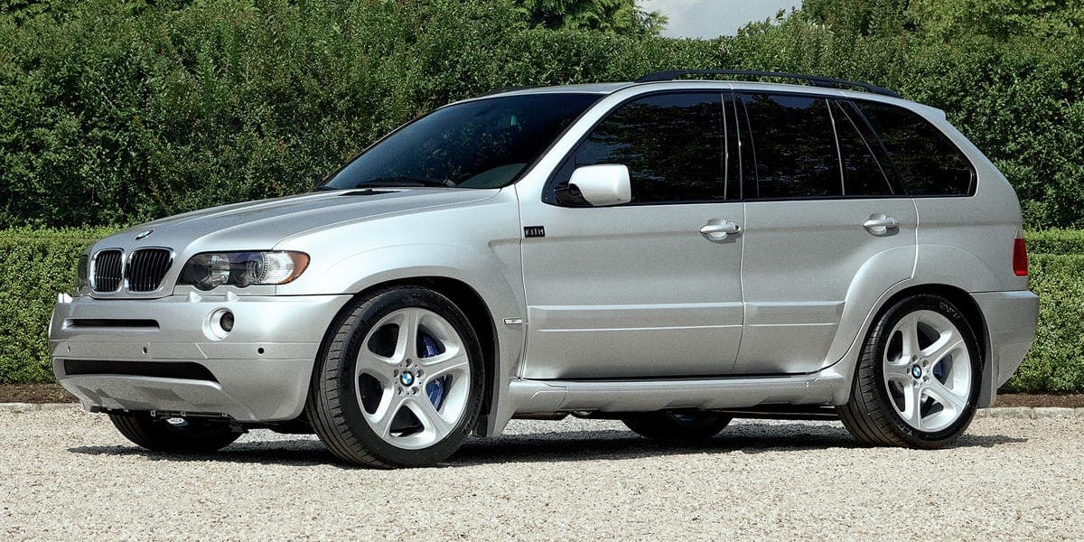 BMW iX3 電動車登陸日本，Kith X5 V10 手排客製車展現品牌多元策略