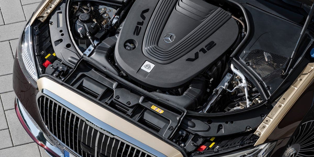 Mercedes-Benz 2027年電動C-Class亮相，AMG高性能車款限量30台