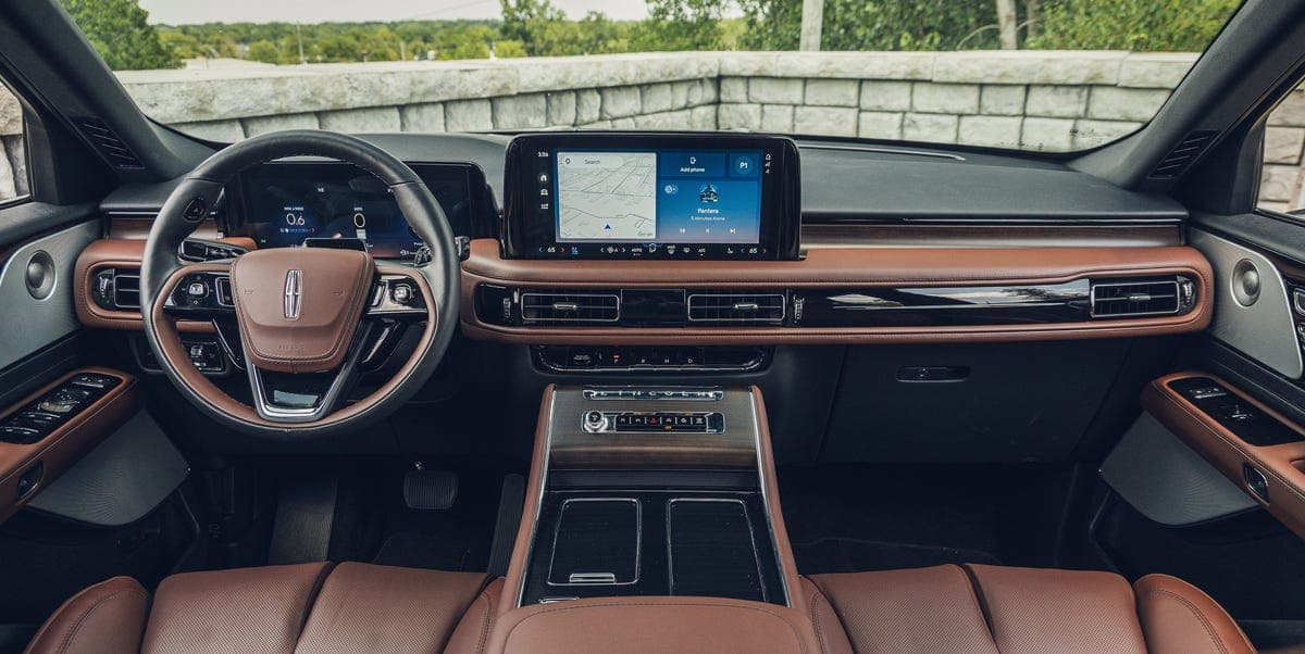 View Interior Photos of the 2026 Lincoln Aviator Reserve