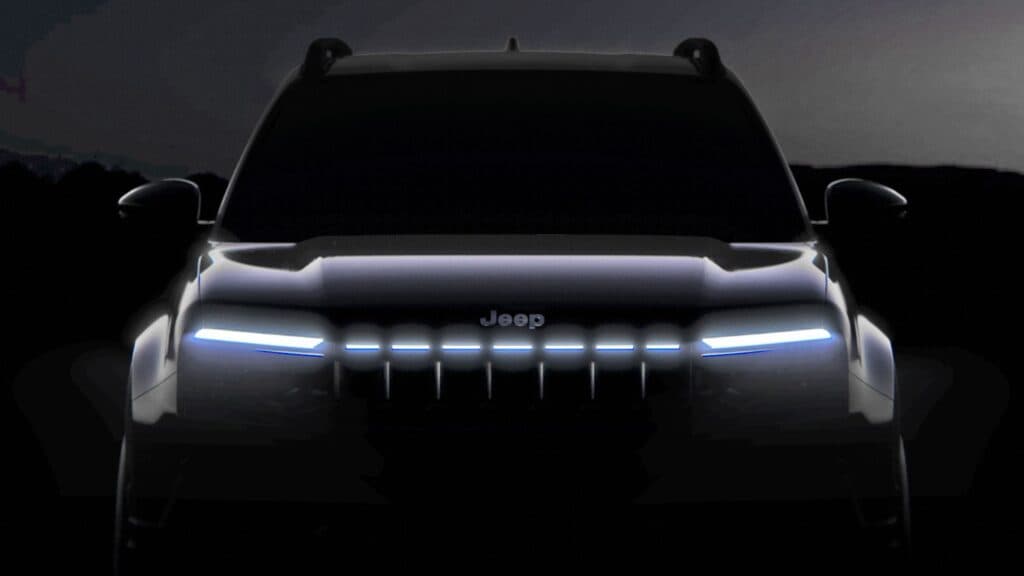 Jeep Avenger 小改款預計 2026 年登場，有望導入發光水箱護罩