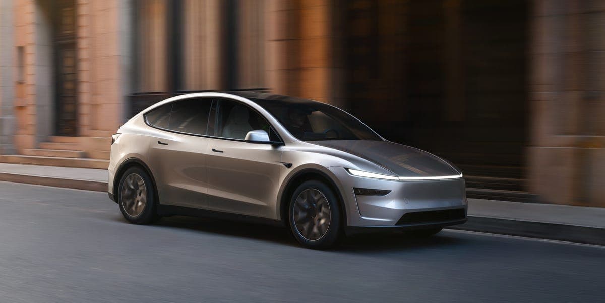 Tesla Model Y L Coming to the U.S. as a More Spacious Three-Row SUV