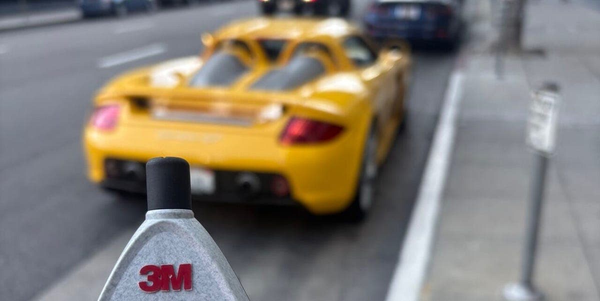 Beverly Hills Cop Crackdown on Loud Exhausts Kicks Off with Porsche Carrera GT, C8 Corvette Z06