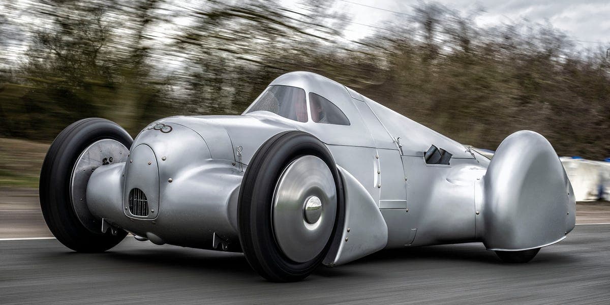 Audi Revives the Wild 1935 V-16 Streamliner That Broke the 200-MPH Barrier Before World War II
