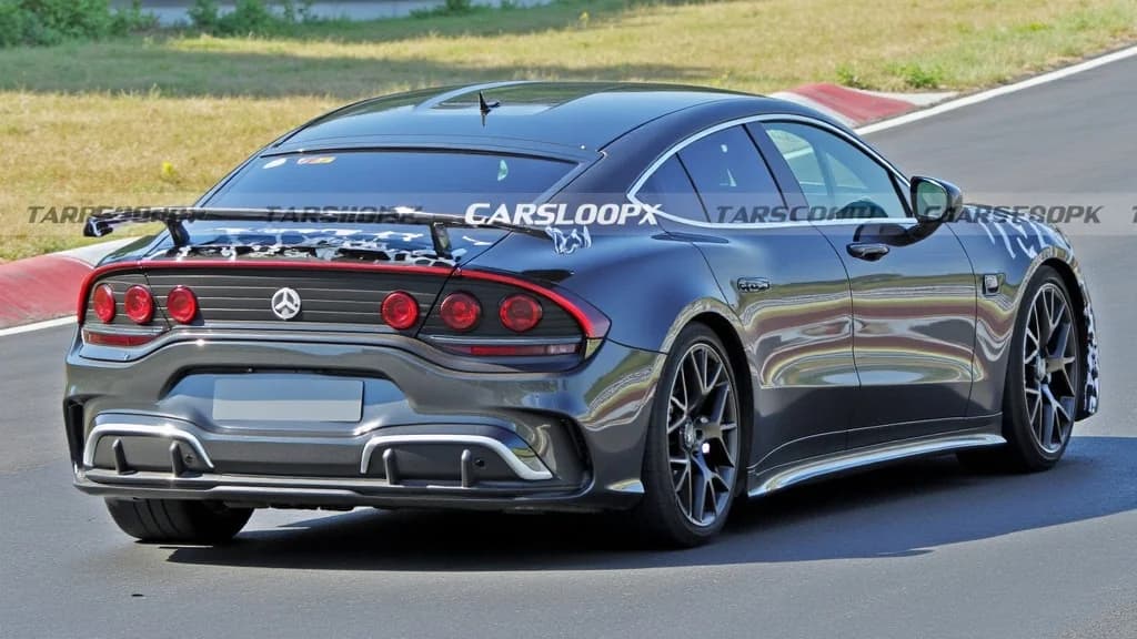 賓士AMG CLA 45搭載680匹動力，揭示未來車款與企業策略新方向