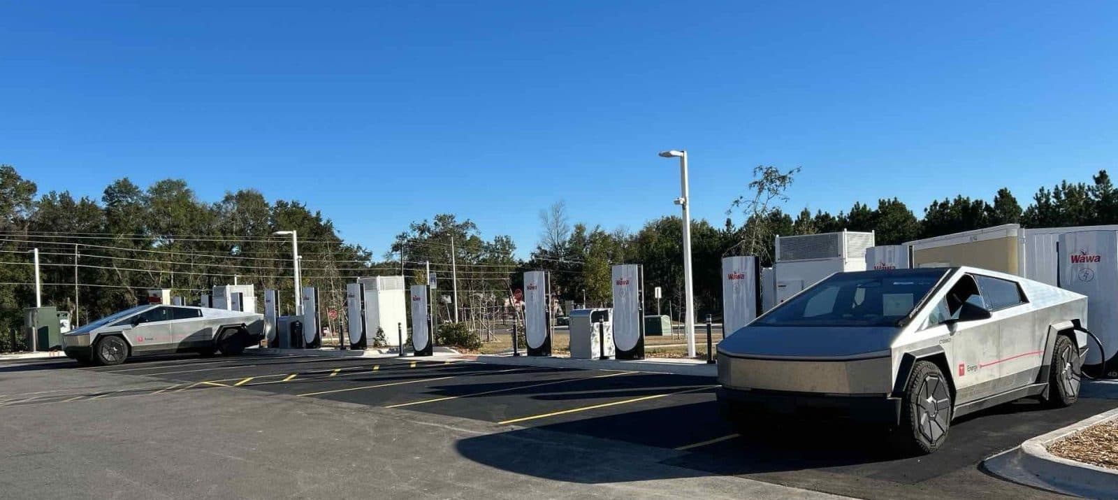 特斯拉近期動態：Q1交車未達標，AI與自動駕駛進程受關注