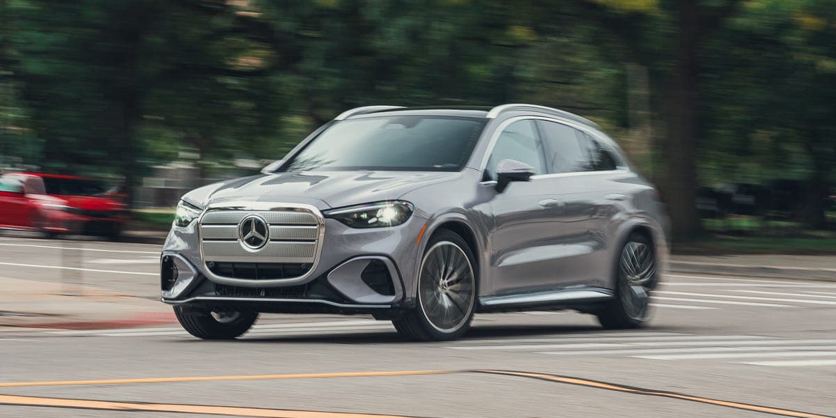 賓士2027年多款電動化新車資訊揭露，GLE PHEV續航達72公里，部分車型啟動召回
