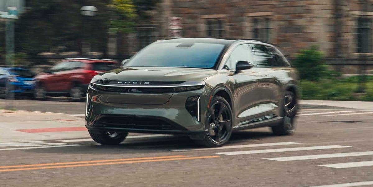 Lucid 第二季交付近四千輛電動車，同步推出 Gravity 零利率優惠