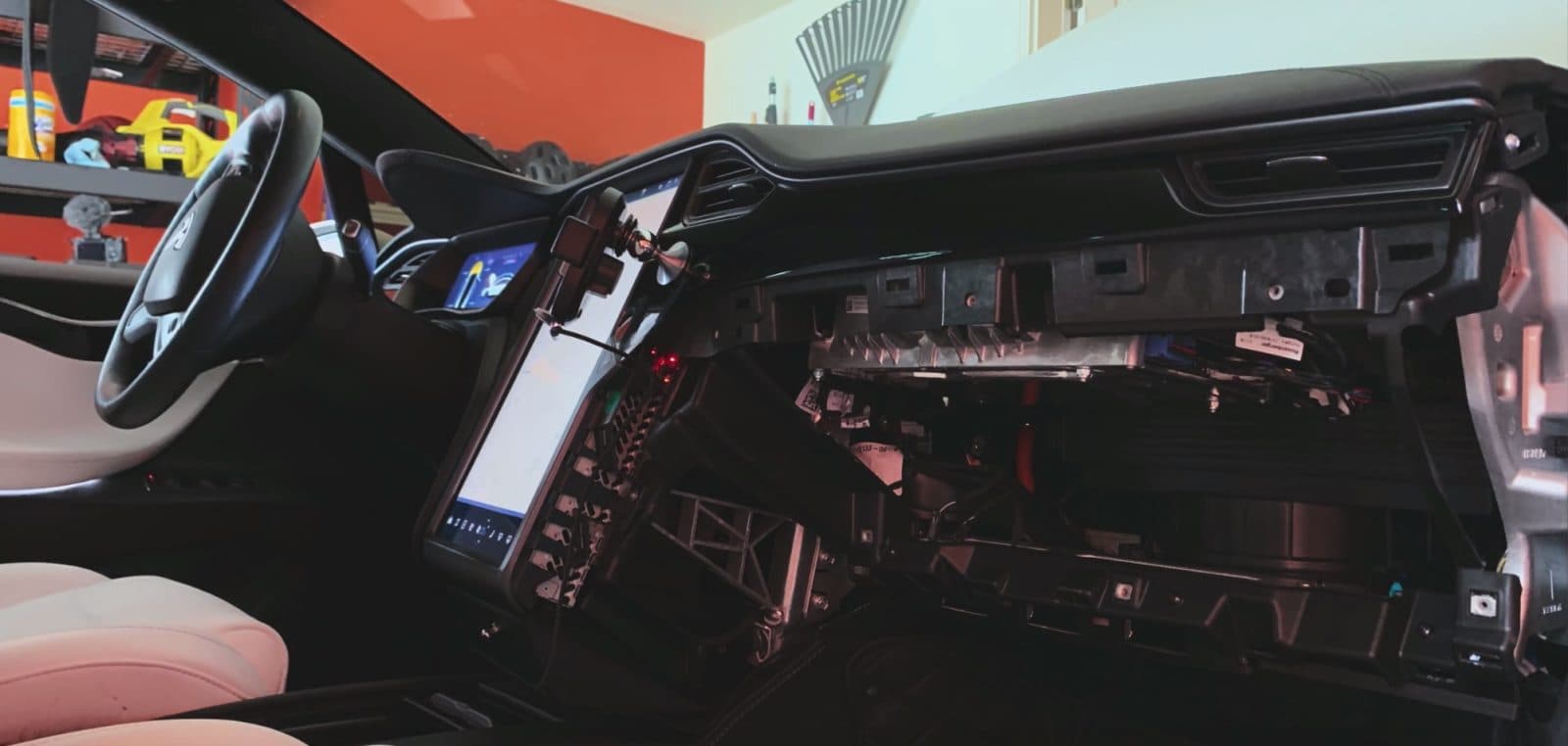 Tesla still has no real plan for Hardware 3 owners promised FSD