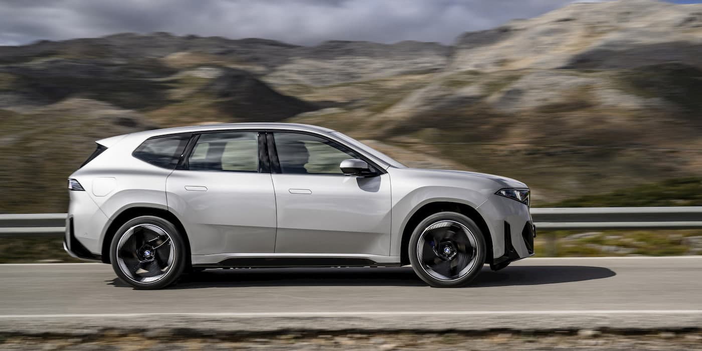 BMW updates new iX3 range to 434 miles in the US, and then drops it back to 400 miles