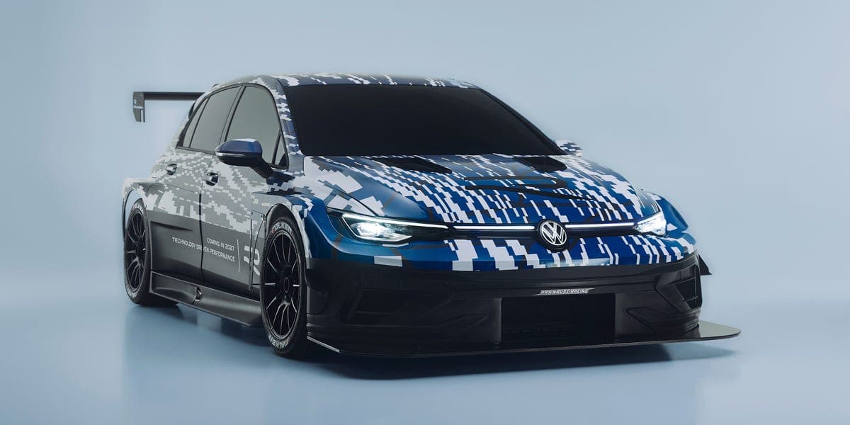 Volkswagen Golf R 24H Previews the Hot Hatch's Return to Racing