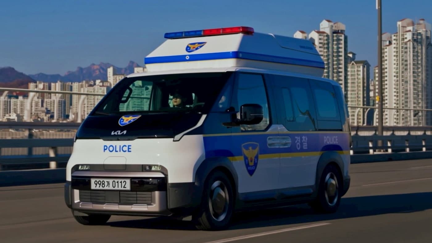 Kia’s electric van is about to go on patrol with AI cameras and drones