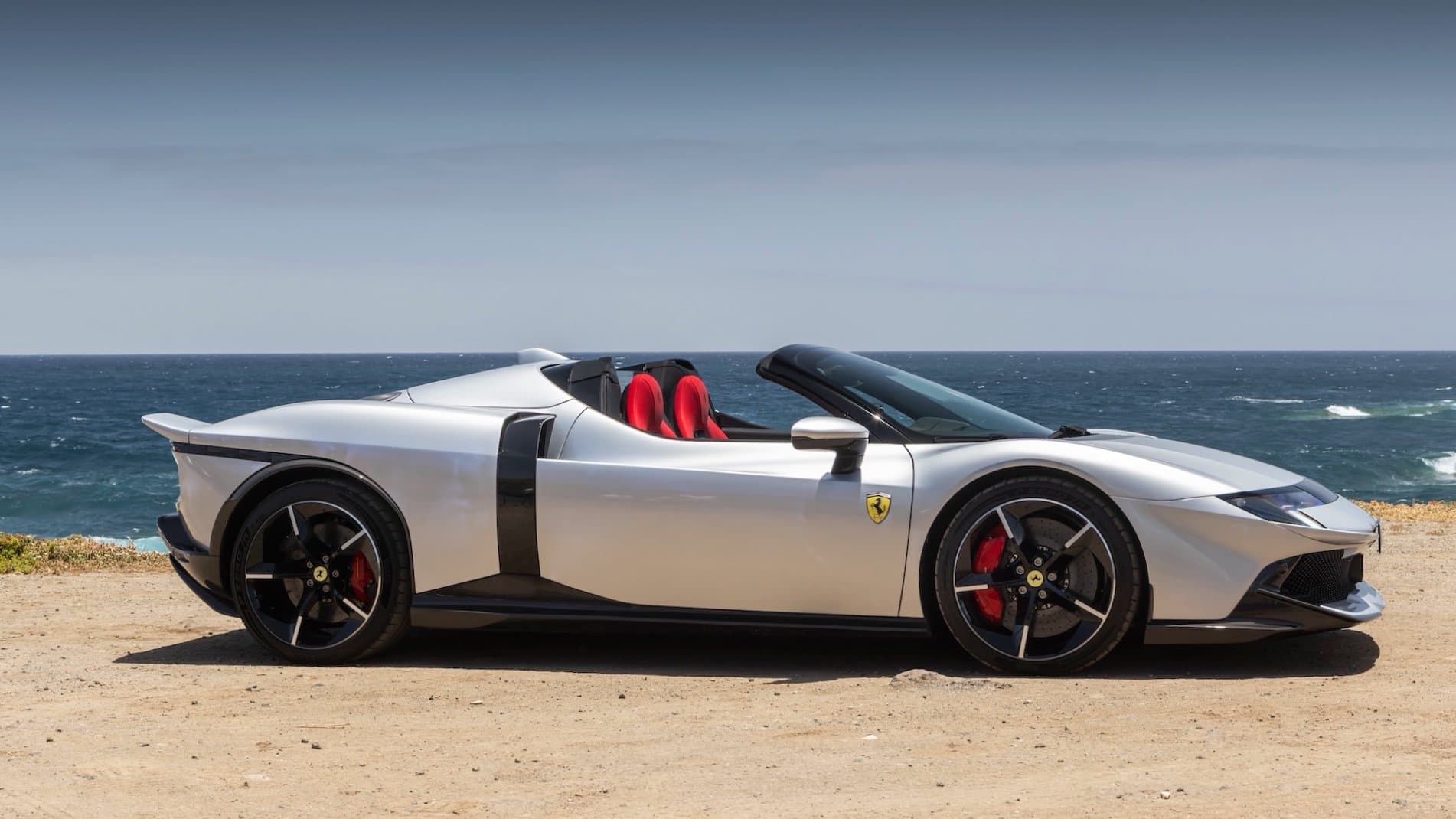 2027 年式 Ferrari 849 Testarossa Spider 發表，搭載 1,036 匹馬力動力單元
