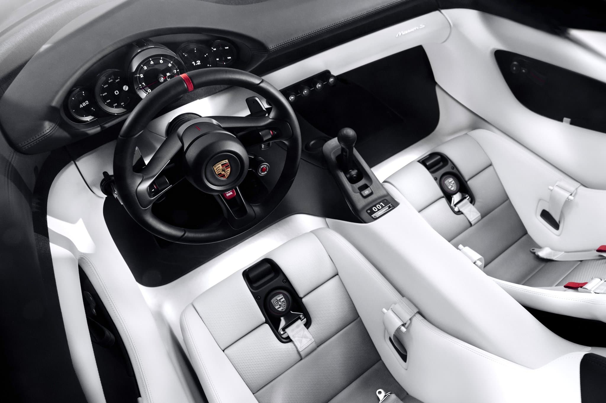 保時捷 Mission S 概念車 2026 年揭露，電動 Cayenne 零百 2.5 秒