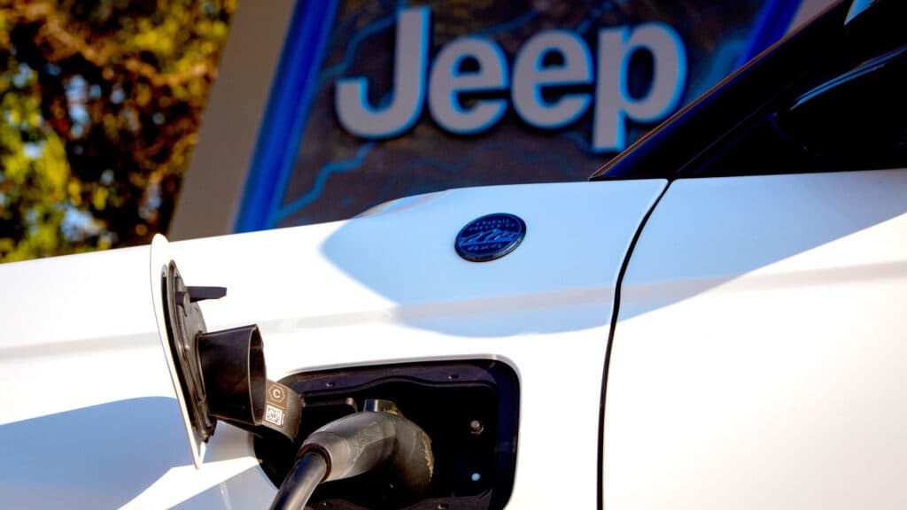Jeep 部分車型可靠性墊底，Stellantis 面臨市場與法律挑戰
