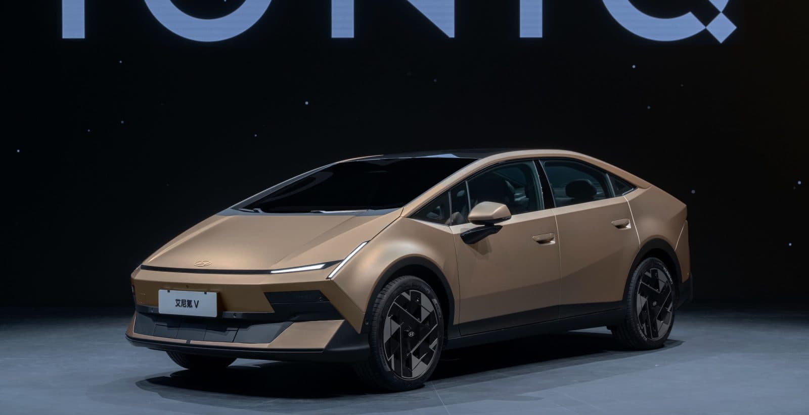 Hyundai IONIQ V 中國亮相，N 系列高性能電動車海外啟訂