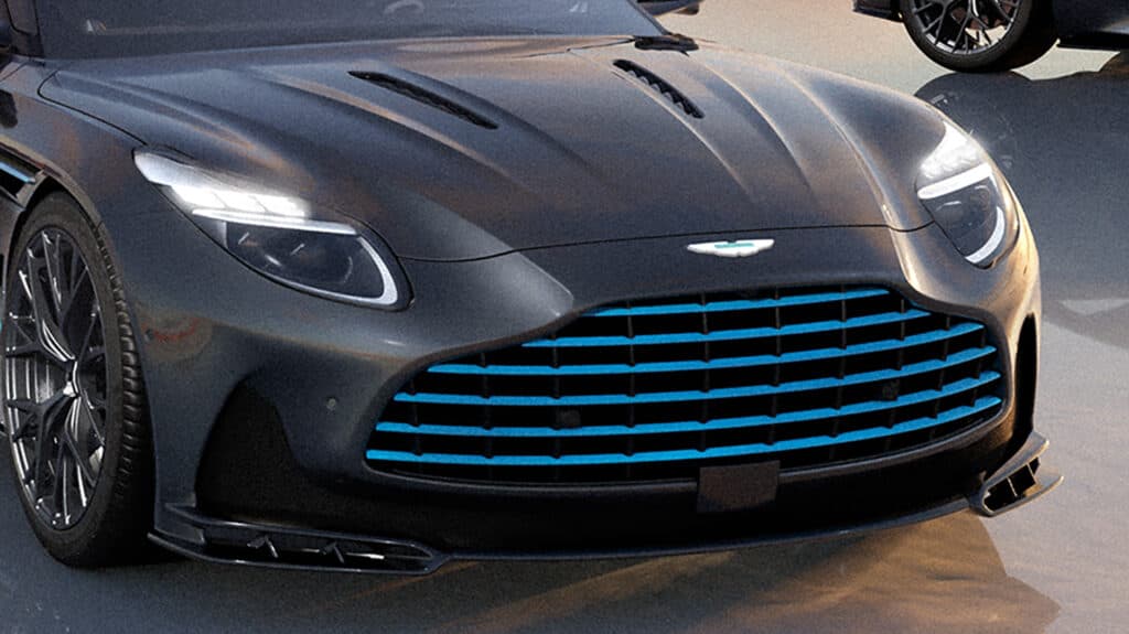 Aston Martin 預告多款限量特仕車型，DB12 S 獨特定製與五台復刻傳承版將登場