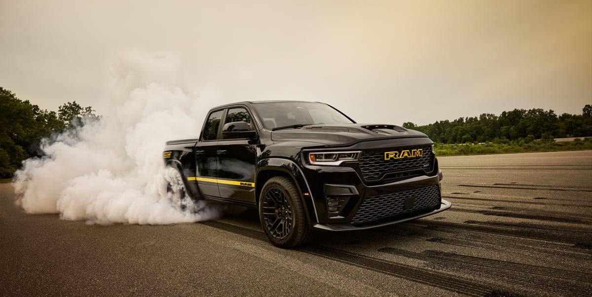 Ram 2027年式Rumble Bee回歸，Hemi V8引擎最高900匹，Mild-Hybrid系統將退場