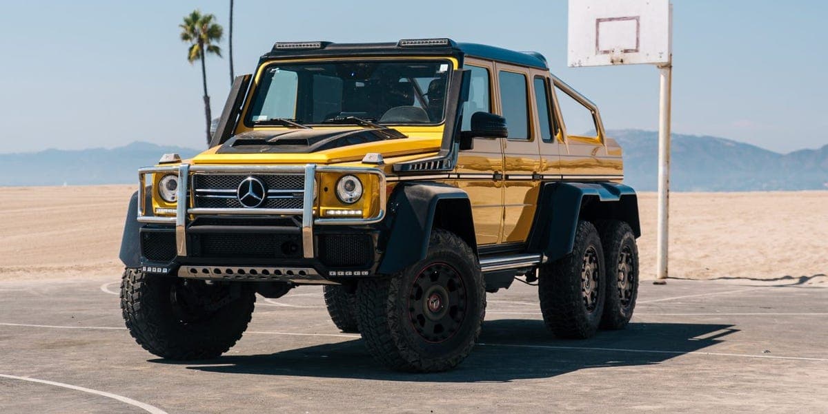 Mercedes-Benz 橫跨世代車款回顧：從1975年S-Class到限量G65 6x6