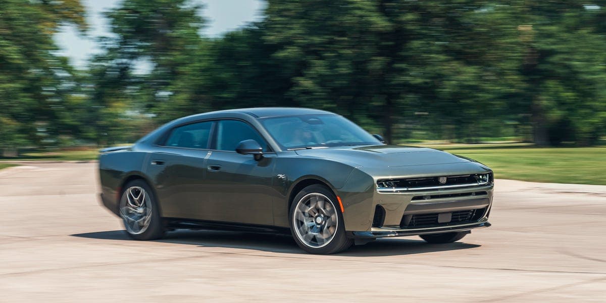 道奇 Charger SIXPACK 最強悍車型預計8月7日揭露，Hurricane 引擎搭載