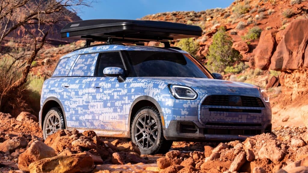 Mini Countryman 越野特仕版將於2026年十月亮相，強調地形適應性