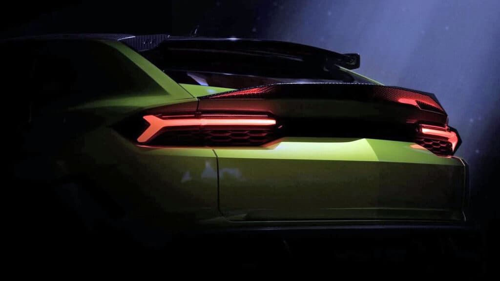藍寶堅尼 Urus Performante 插電混合動力版將於 7 月 1 日亮相