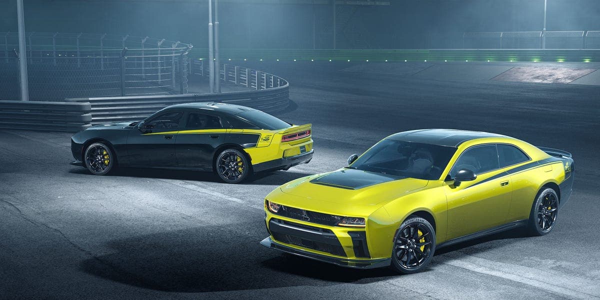 2027 Dodge Charger Super Bee Buzzes Out of Detroit with 600 Horsepower