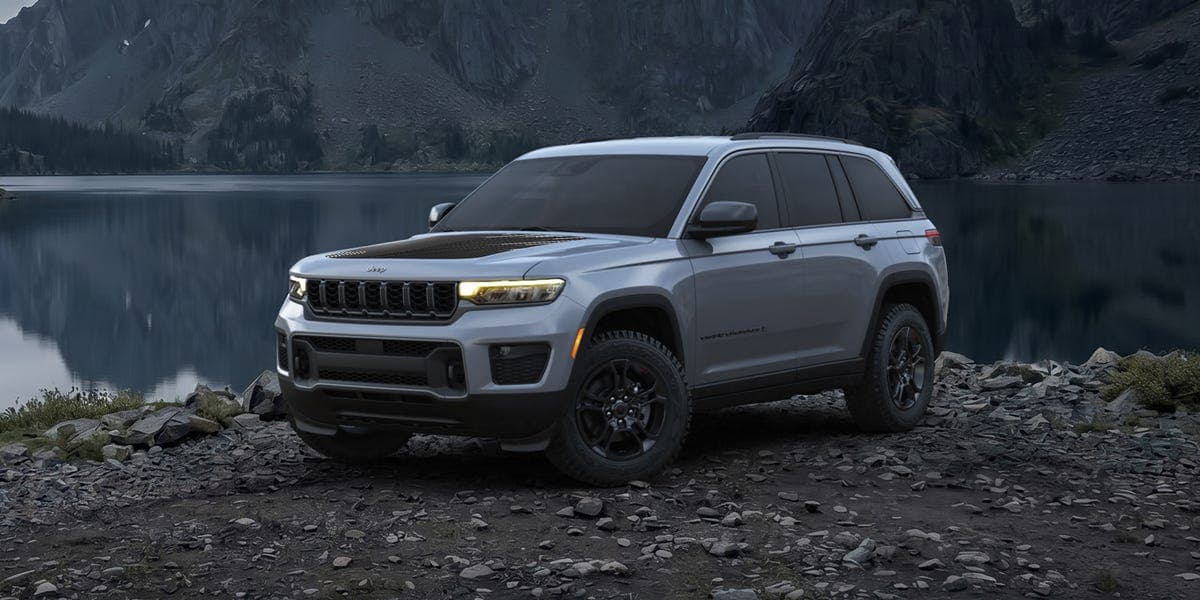 Jeep 2027 Grand Cherokee Upland 登場，新生產計畫與混合動力技術展望