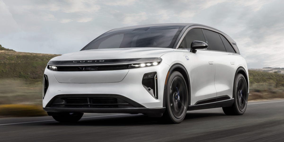 Lucid Gravity GT-S Brings Back the Dream Edition’s 1070 Horsepower, Adds Handling Prowess