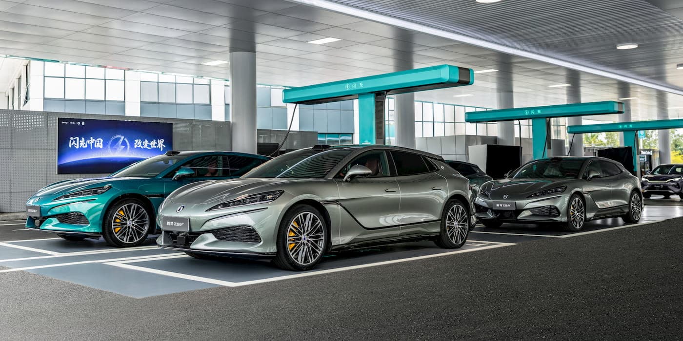 比亞迪新車連發,第二代刀片電池與閃充技術推動全球佈局