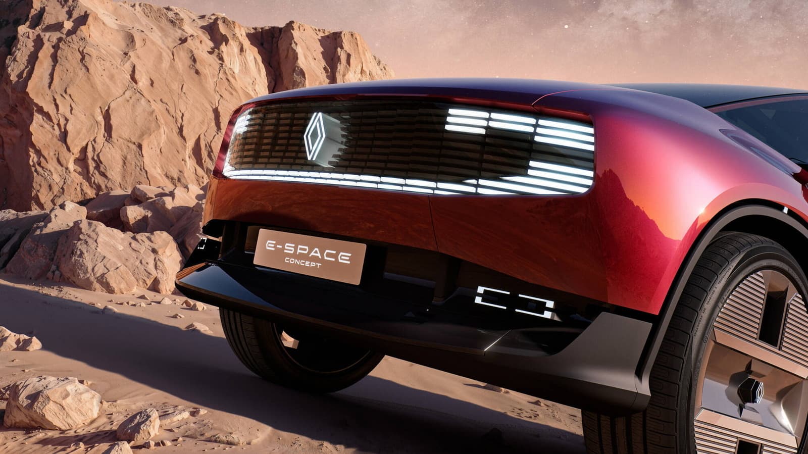 Renault E-Space Concept Has A Wild Dashboard Headed For Production