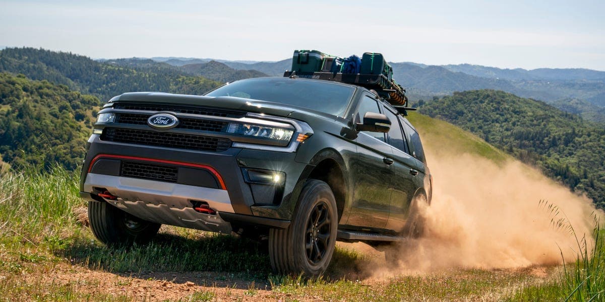 Ford Recalls Nearly 420,000 Expeditions and Lincoln Navigators for Seatbelts That Could Become Stuck