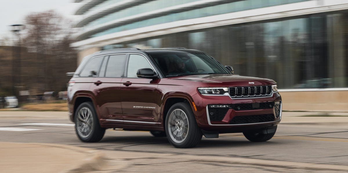 View Exterior Photos of the 2026 Jeep Grand Cherokee Summit